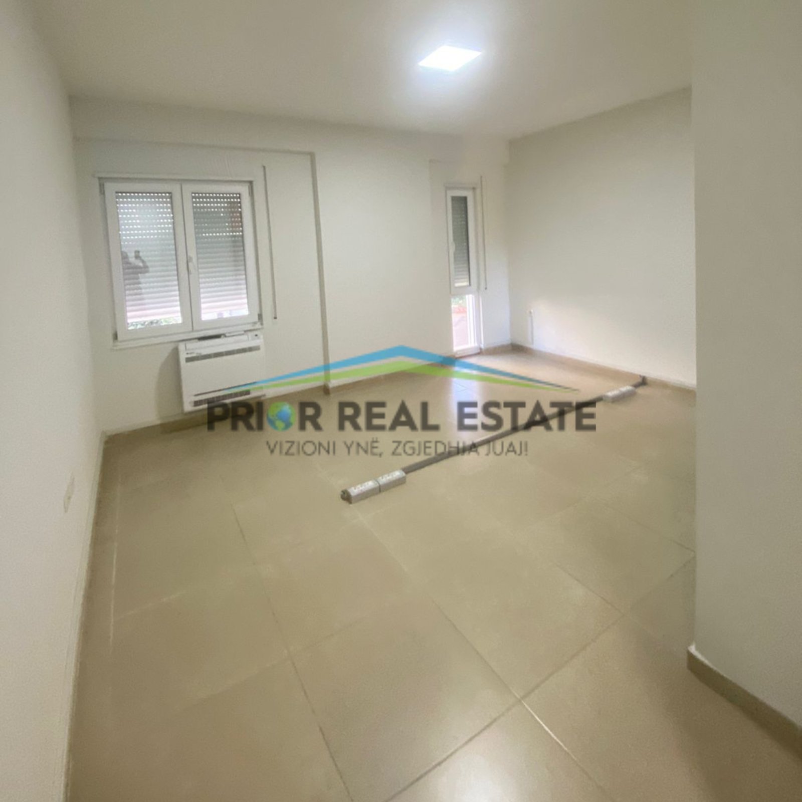 Jepet me qira Apartament 2+1 tek Rruga e Kosovareve